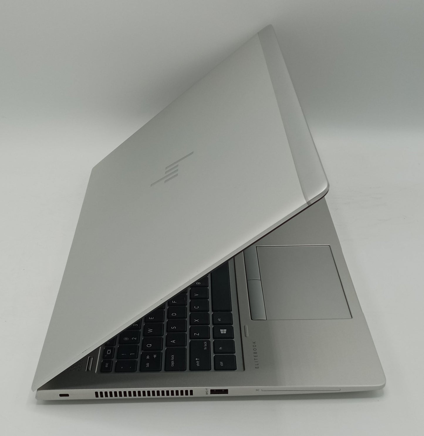 HP EliteBook 850 G5 | 15 Inches | Core i5 1.6 GHz | 8th Gen | 8GB Ram | 256 GB SSD | Silver | Great Condition