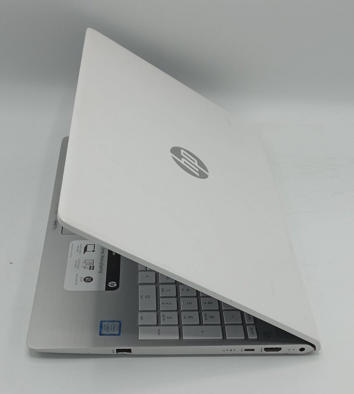 HP Pavilion Laptop 15 | 15 Inches | Core i5 1.6 GHz | 8th Gen | 8GB Ram | 256GB SSD | 1TB HDD | White