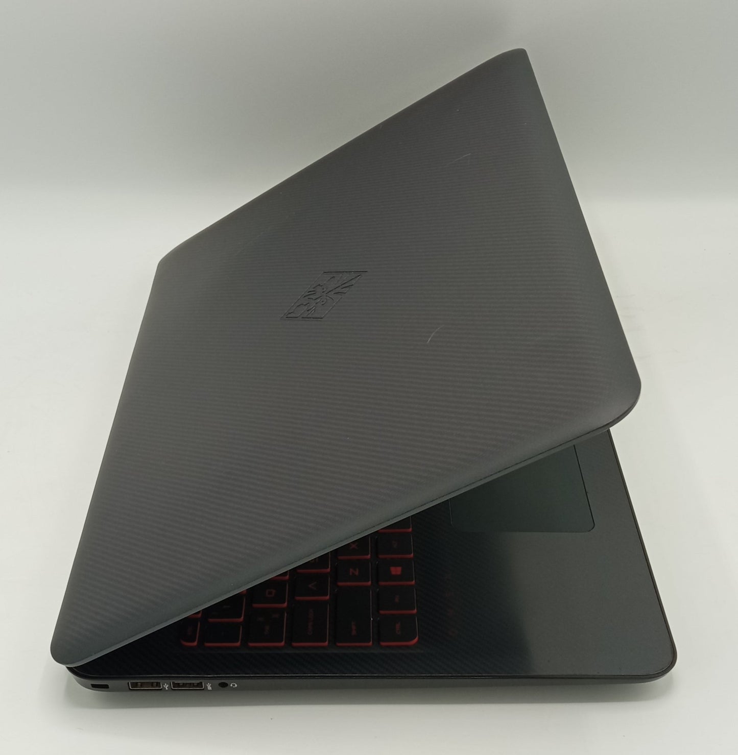 HP Omen 15 | 15 Inches | Core i7 7700HQ 2.8 GHz Processor | 7th Gen | 12 GB Ram | 1 TB HDD | Black