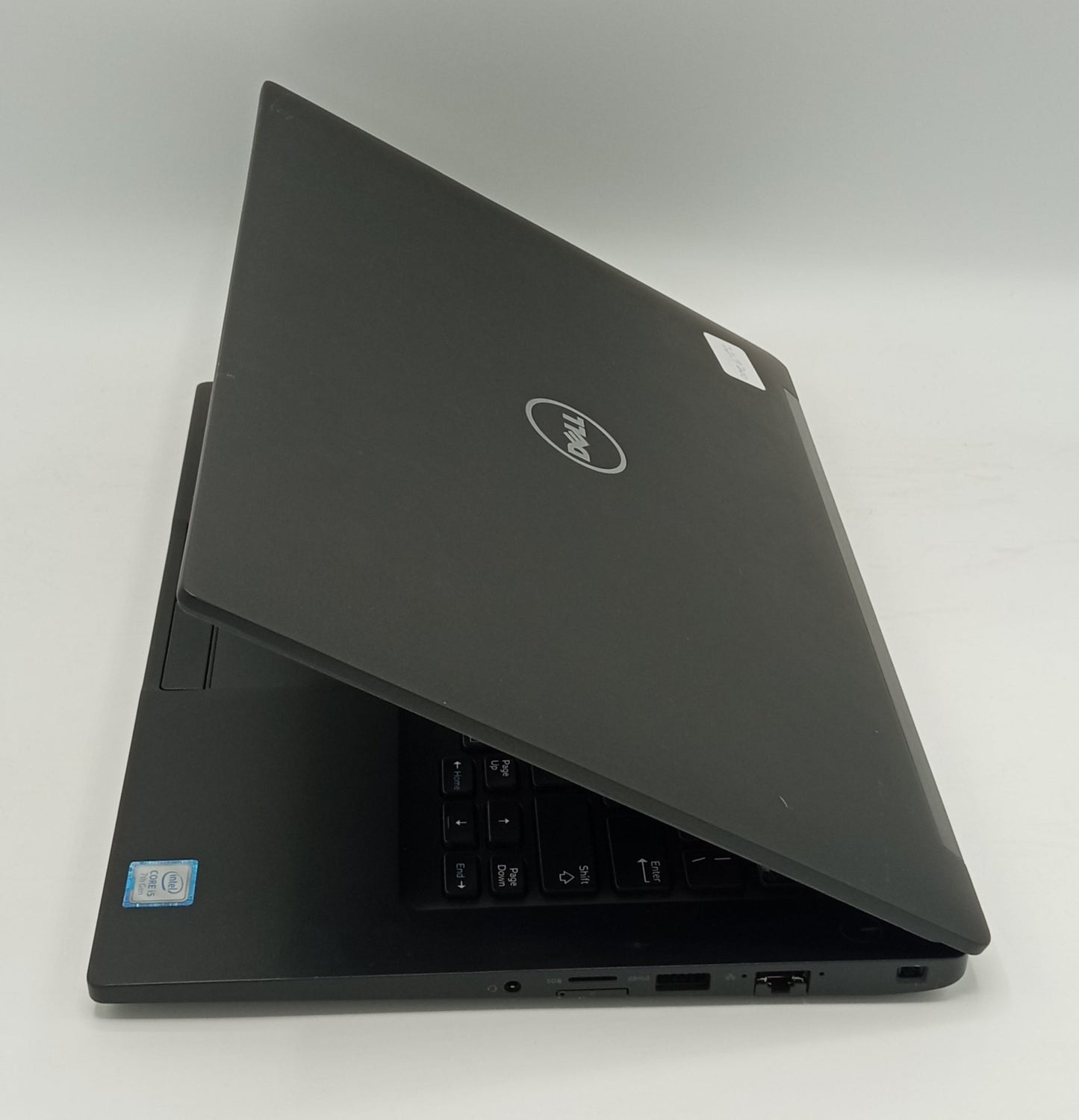 Dell Latitude 7480 | 14 Inches | Intel Core i5 2.5 GHz Processor | 7th Generation | 16 GB Ram | 256 GB SSD | Black