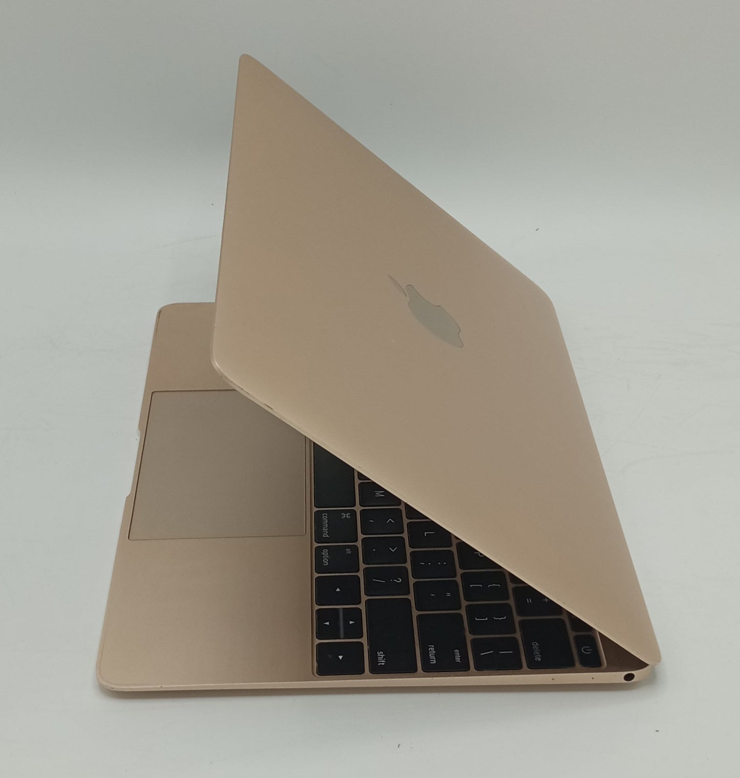 MacBook 2015 | Retina | 12 Inches | Intel Core M 1.1 GHz Processor | 8 GB Ram | 256 GB SSD | Rose Gold | 463 Cycles