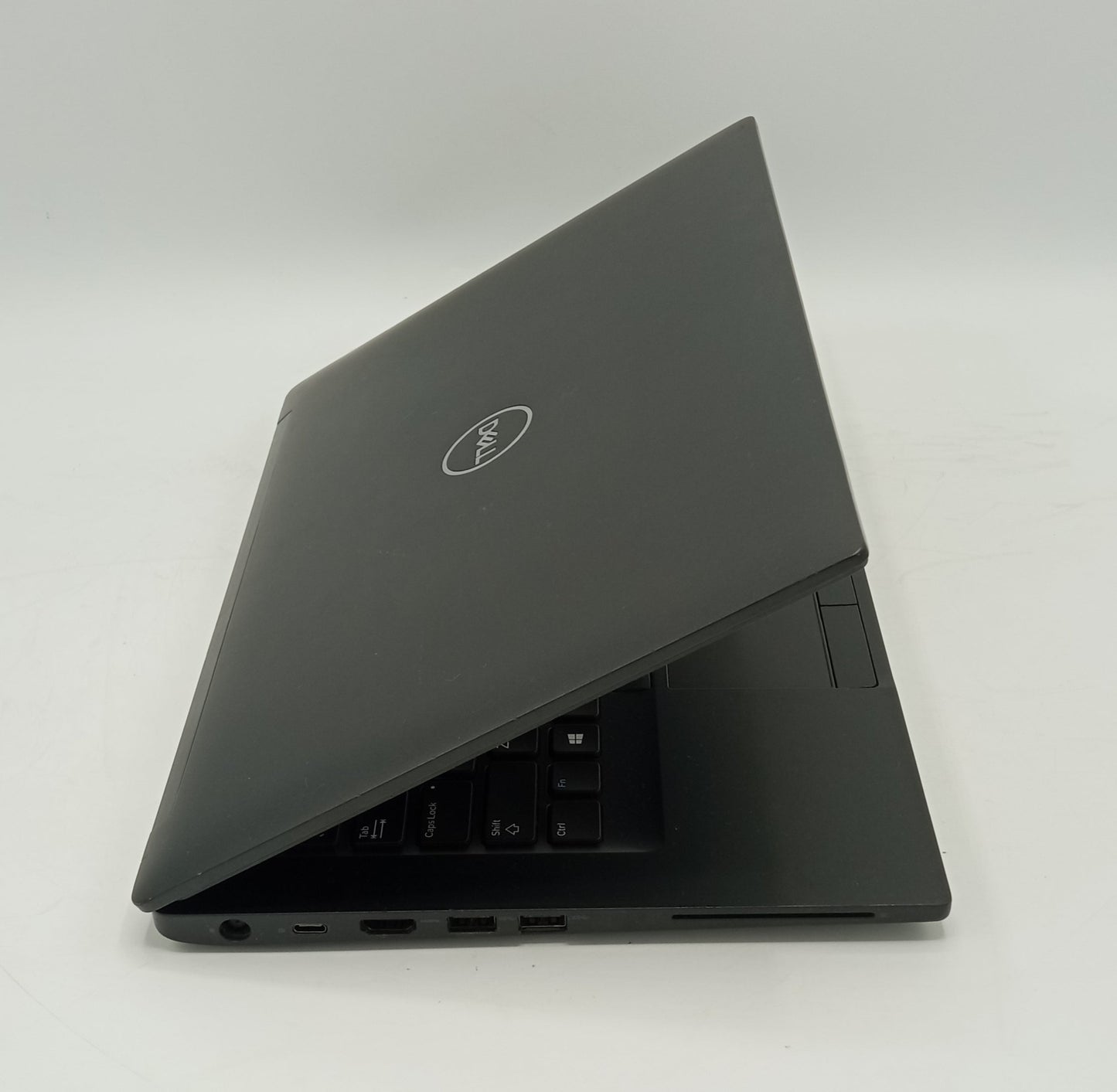 Dell Latitude 7490 | 14 Inches | Intel Core i5 1.7 GHz Processor | 8th Generation | 8 GB Ram | 512 GB SSD | Black | Used