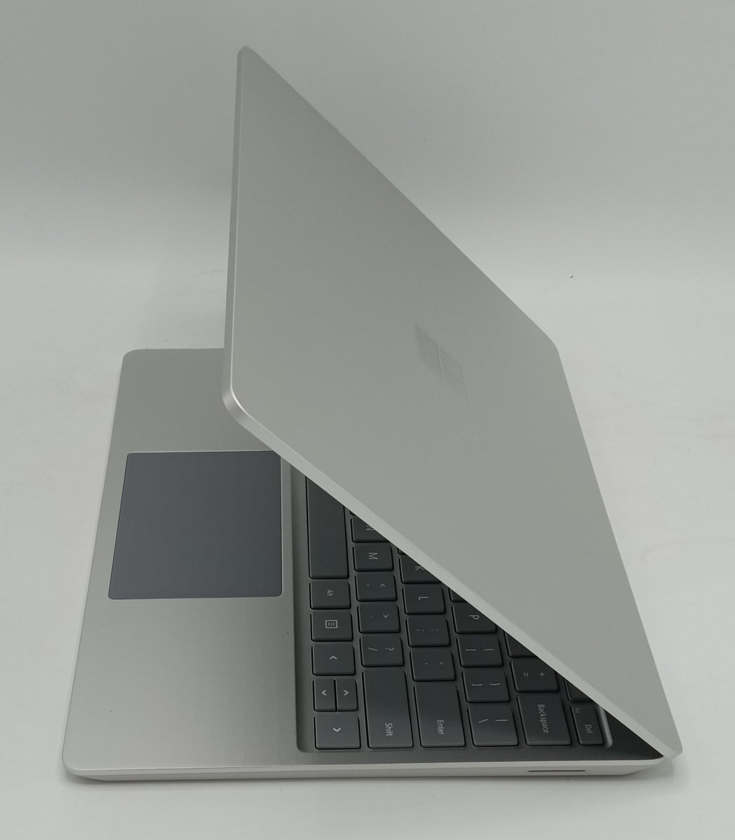 Microsoft Surface Laptop Go | 12.5 Inches | Intel Core i5 1.0 GHz Processor | 10th Gen | Silver | 8GB Ram | 128GB SSD | Like New Condition