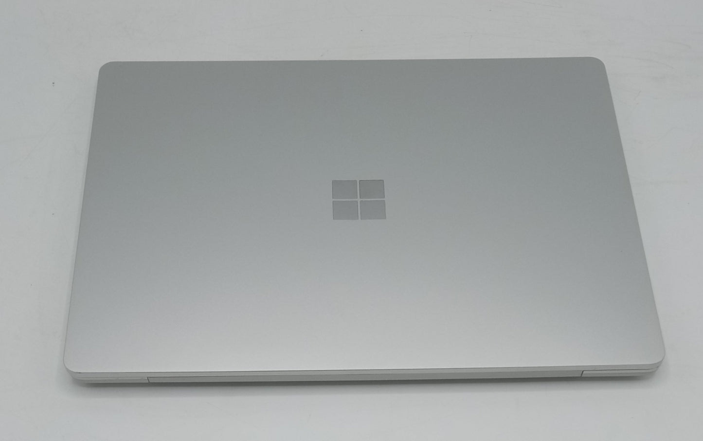 Microsoft Surface Laptop Go | 12.5 Inches | Intel Core i5 1.0 GHz Processor | 10th Gen | Silver | 8GB Ram | 128GB SSD | Like New Condition