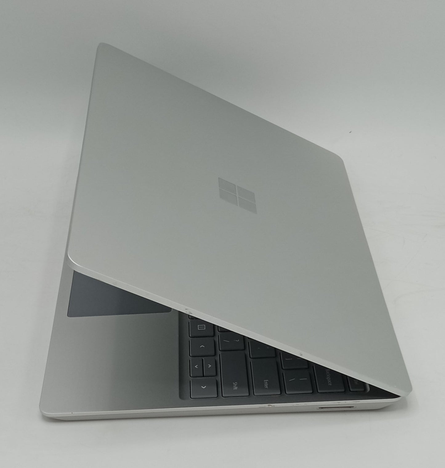 Microsoft Surface Laptop Go | 12.5 Inches | Intel Core i5 1.0 GHz Processor | 10th Gen | Silver | 8GB Ram | 128GB SSD | Like New Condition