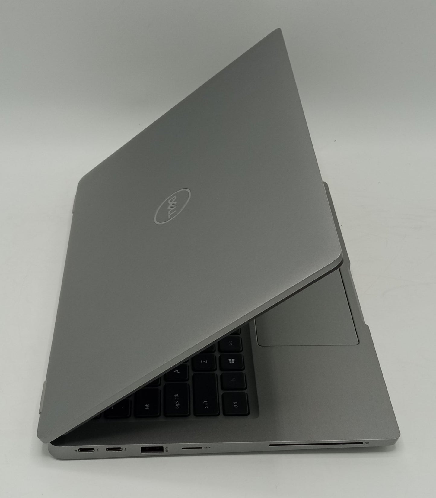 Dell Latitude 5320 | 13 Inches | Intel Core i7 3.0 GHz | 11th Generation | 16GB Ram | 256GB SSD | Grey | Like New Condition