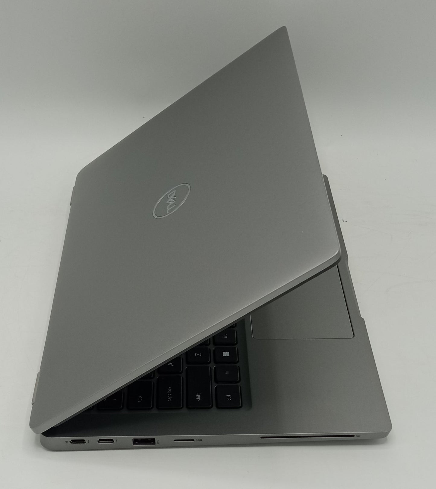 Dell Latitude 5320 | 13 Inches | Intel Core i7 3.0 GHz | 11th Generation | 16GB Ram | 256GB SSD | Grey | Like New Condition