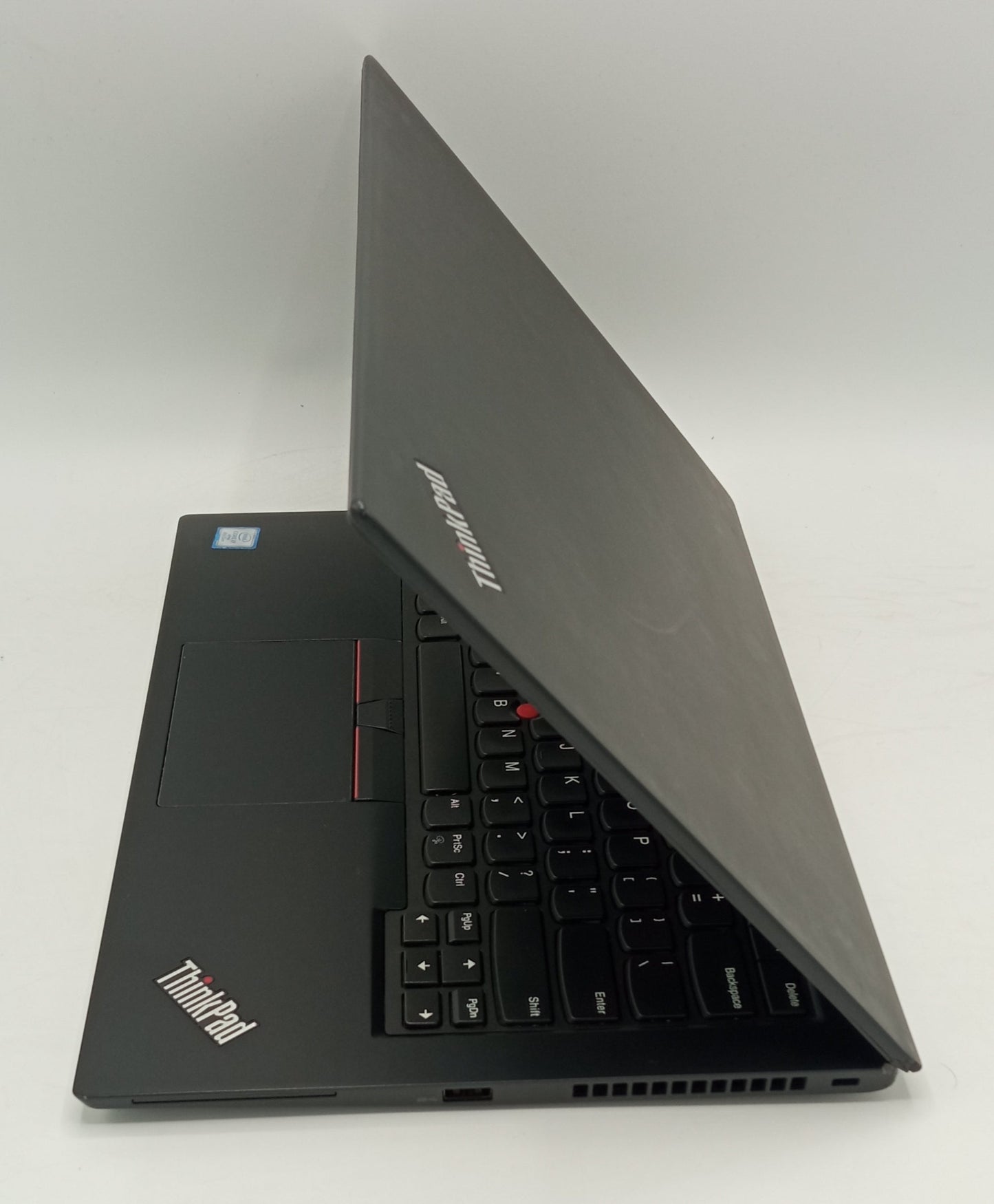 Lenovo ThinkPad T480S | 14 Inches | Intel Core i7 1.9 GHz | 8th Generation | 16GB Ram | 256GB SSD | Black