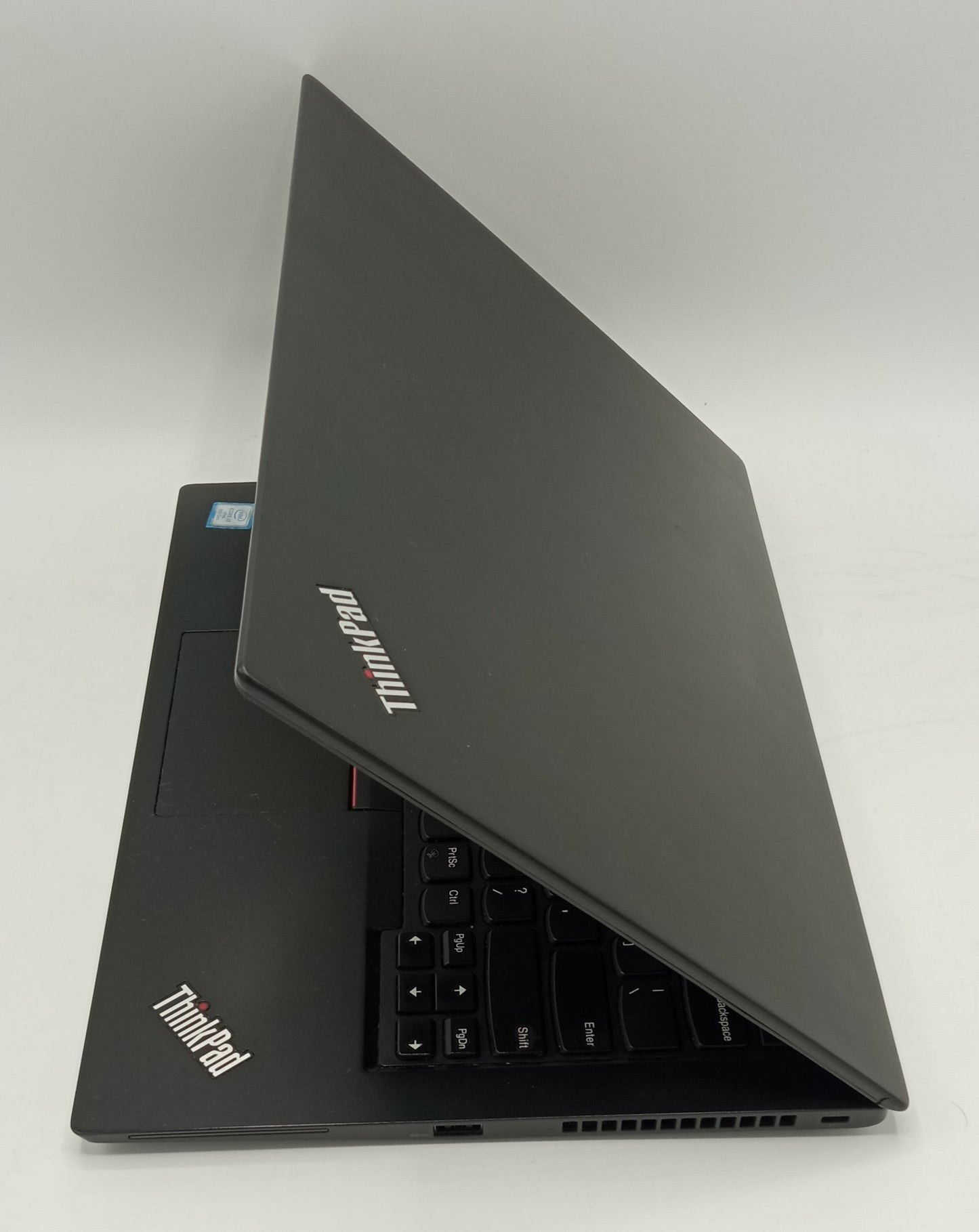 Lenovo ThinkPad T480S | 14 Inches | Intel Core i7 1.9 GHz | 8th Generation | 16GB Ram | 256GB SSD | Black