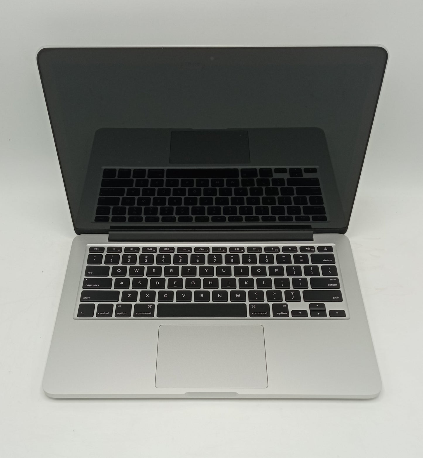 MacBook Pro Early 2015 | 13 inches | Intel Core i5 2.7 GHz Processor | 8GB Ram | 512GB SSD | Silver | 3 Cycles