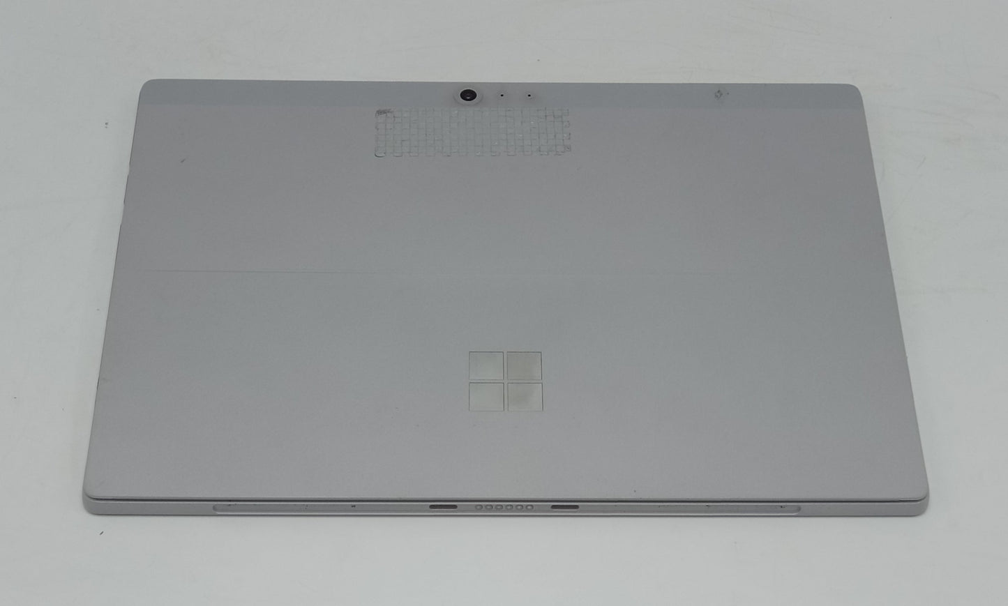 Microsoft Surface Pro | 13 Inches | Core i5 2.6 GHz | 7th Gen | 8GB Ram | 256GB SSD | White