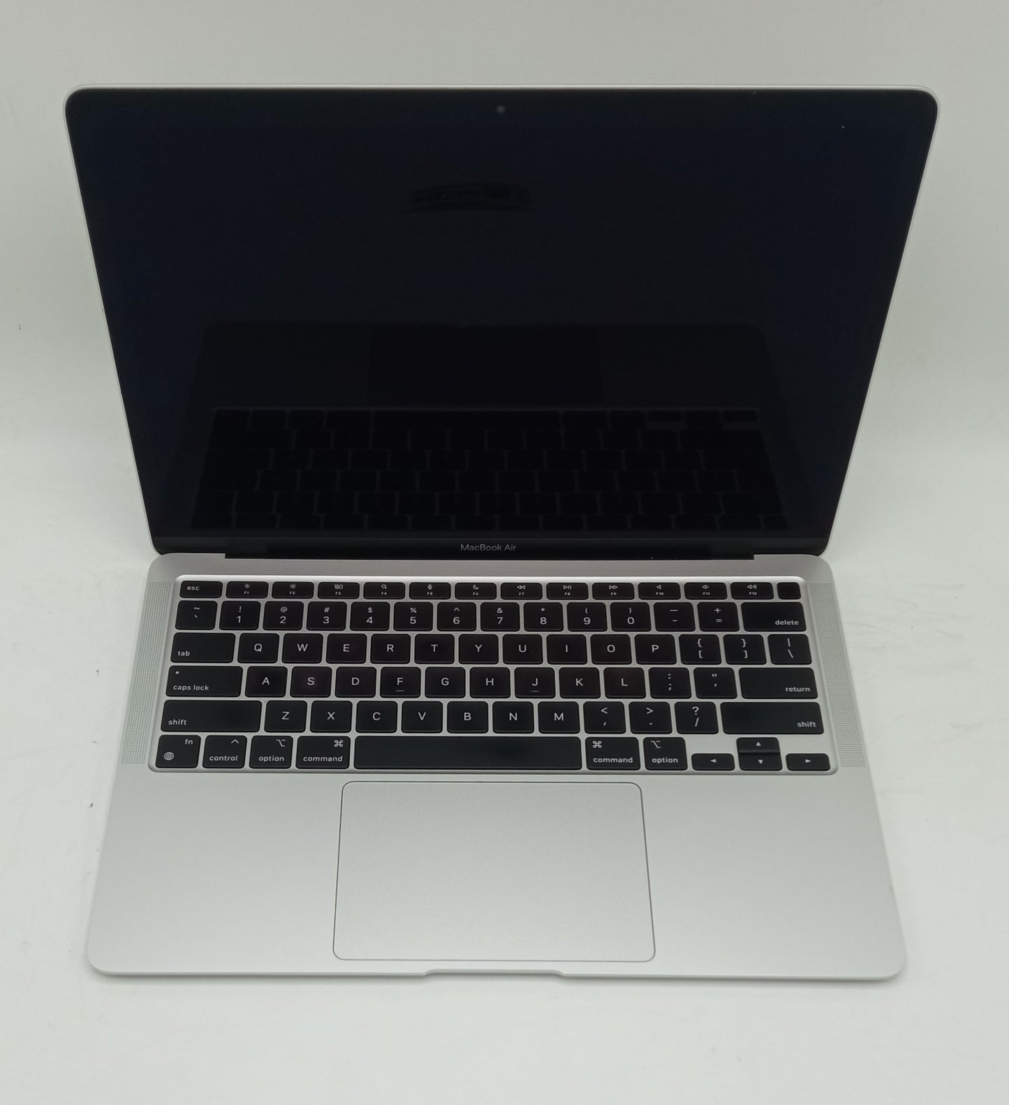 Macbook Air 2020 | 13 Inches | Apple M1 Chip | 8 GB Ram | 256 GB SSD | Silver | 64 Cycles