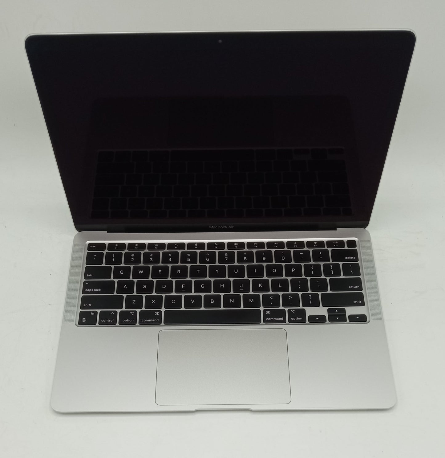 Macbook Air 2020 | 13 Inches | Apple M1 Chip | 8 GB Ram | 256 GB SSD | Silver | 96 Cycles