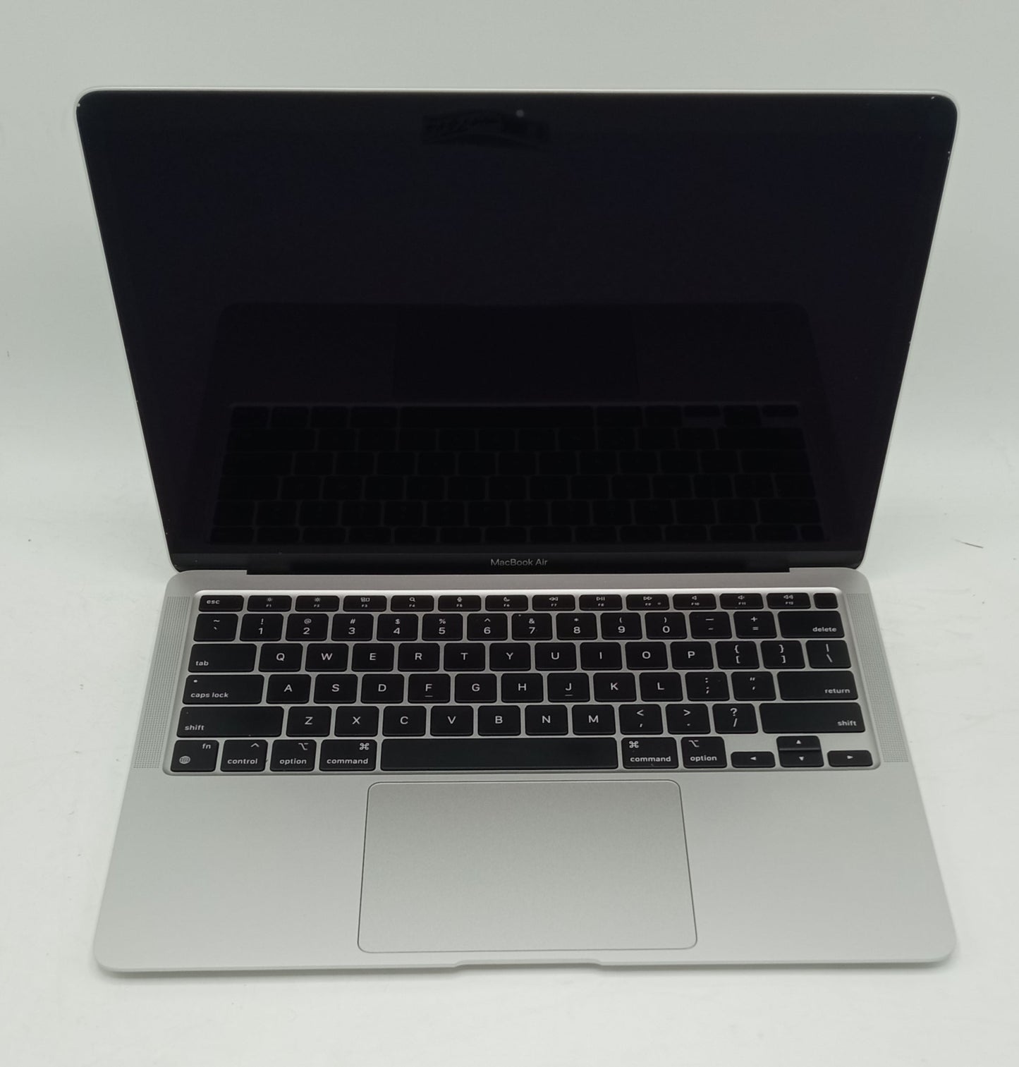 Macbook Air 2020 | 13 Inches | Apple M1 Chip | 8 GB Ram | 256 GB SSD | Silver | 39 Cycles