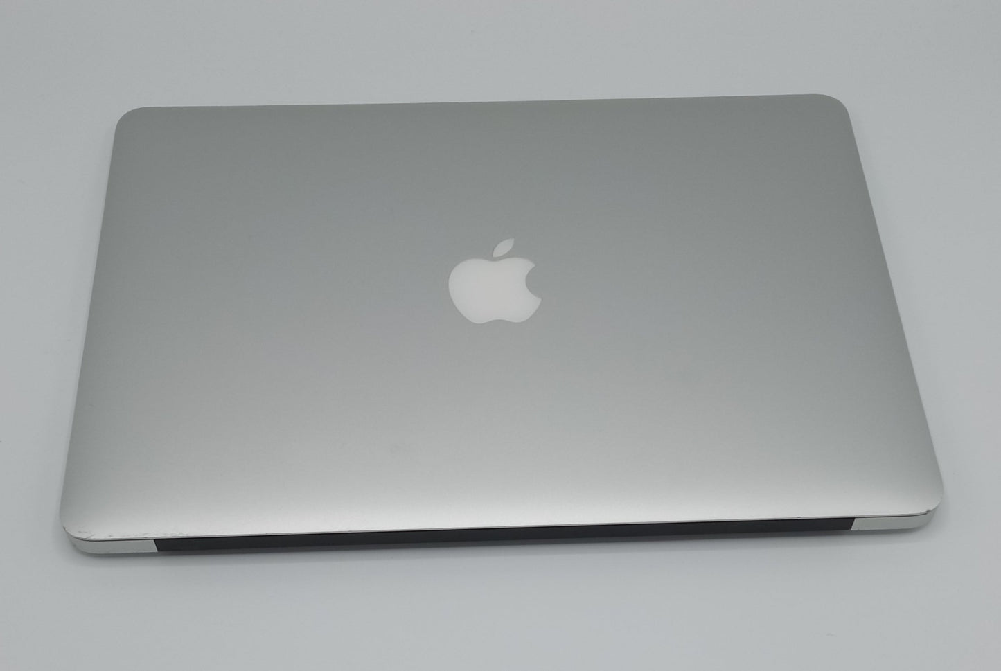 MacBook Air 2014 | 13 inches | Intel Core i7 1.7GHz Processor | 8GB Ram | 512GB SSD | Silver | 84 Cycles