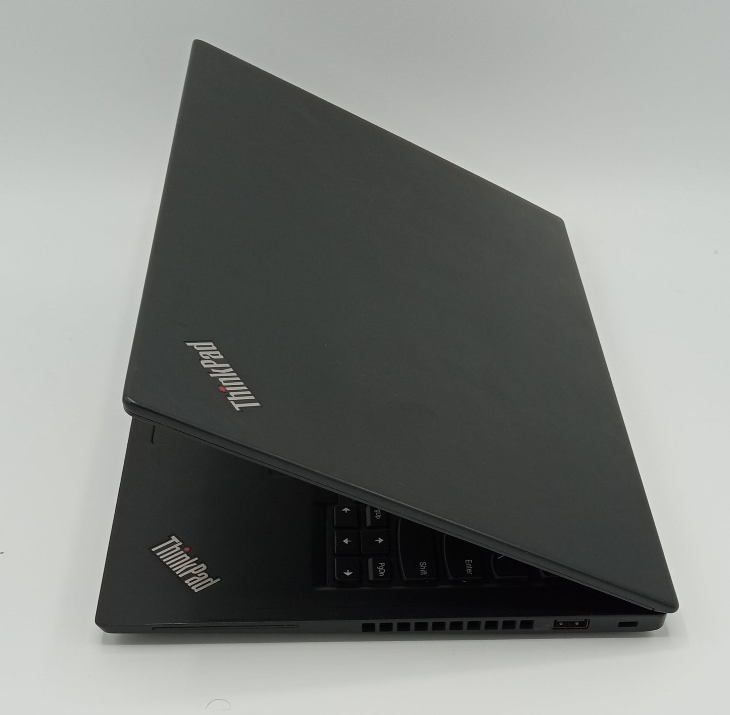 Lenovo Thinkpad X13 Gen 1 | 13.3 Inches | Intel Core i7 1.8 GHz Processor | 10th Generation | 8 GB Ram | 256 GB SSD | Black | Used