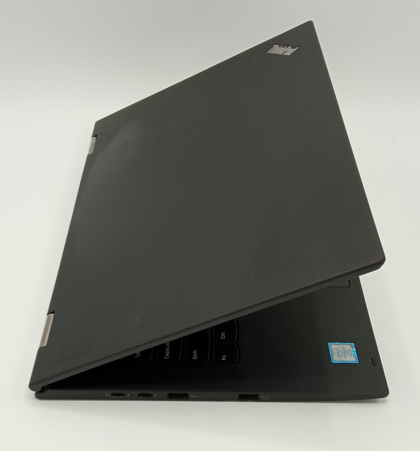 Lenovo ThinkPad X1 Yoga | Intel Core i7 7th Gen 2.8 GHz Processor | 16GB Ram | 512GB SSD | Black | Used