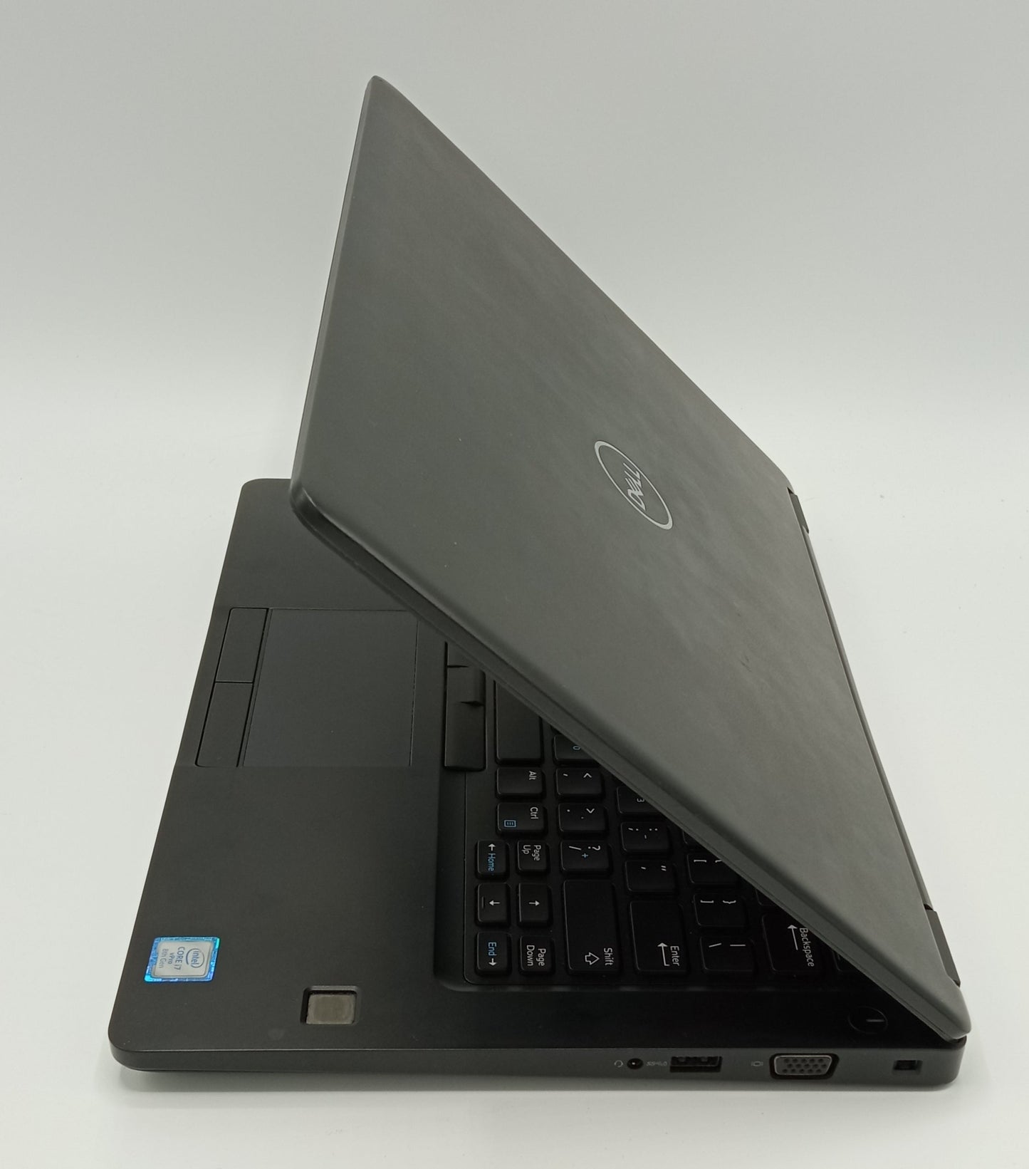 Dell Latitude 5490 | 14 Inches | Intel Core i7 1.9 GHz Processor | 8th Generation | 8GB Ram | 256GB SSD | Black | Used