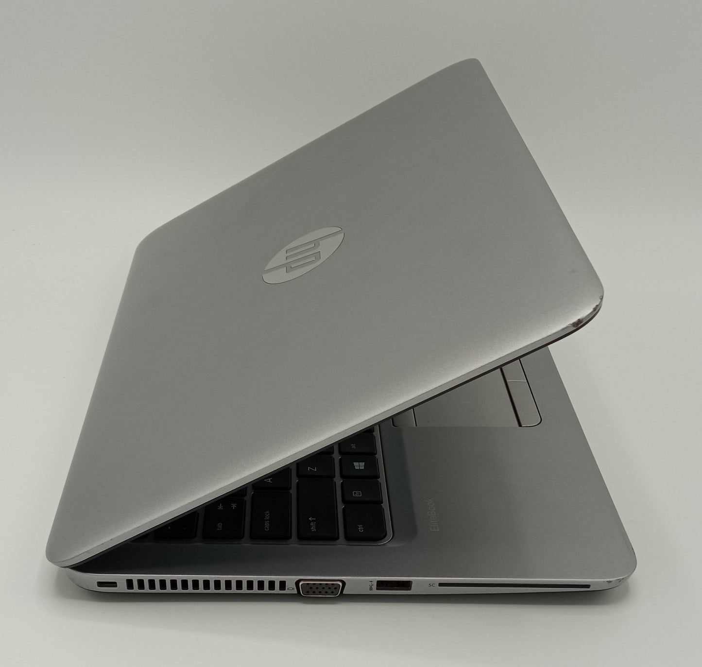 HP Elitebook 820 G3 | 12.5 Inches | Intel Core i7 2.6 GHz Processor | 6th Generation | 8GB Ram | 256GB SSD | Silver | Used