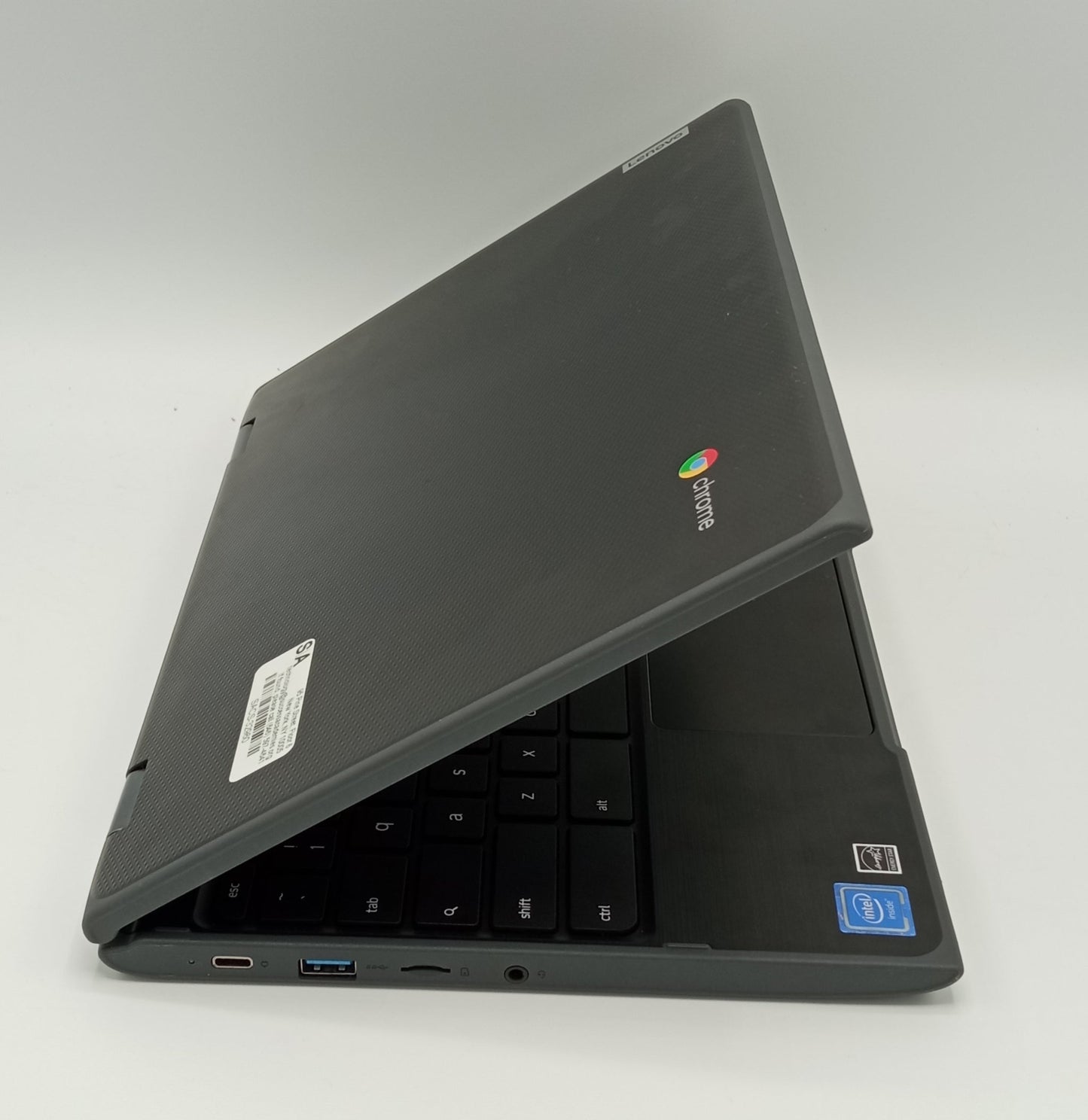 Lenovo 500e Chromebook (2nd Gen) | 11 Inches | ChromeOS | Touch | Intel Celeron 1.1 GHz Processor | 4GB Ram | 32GB SSD | Black | Used