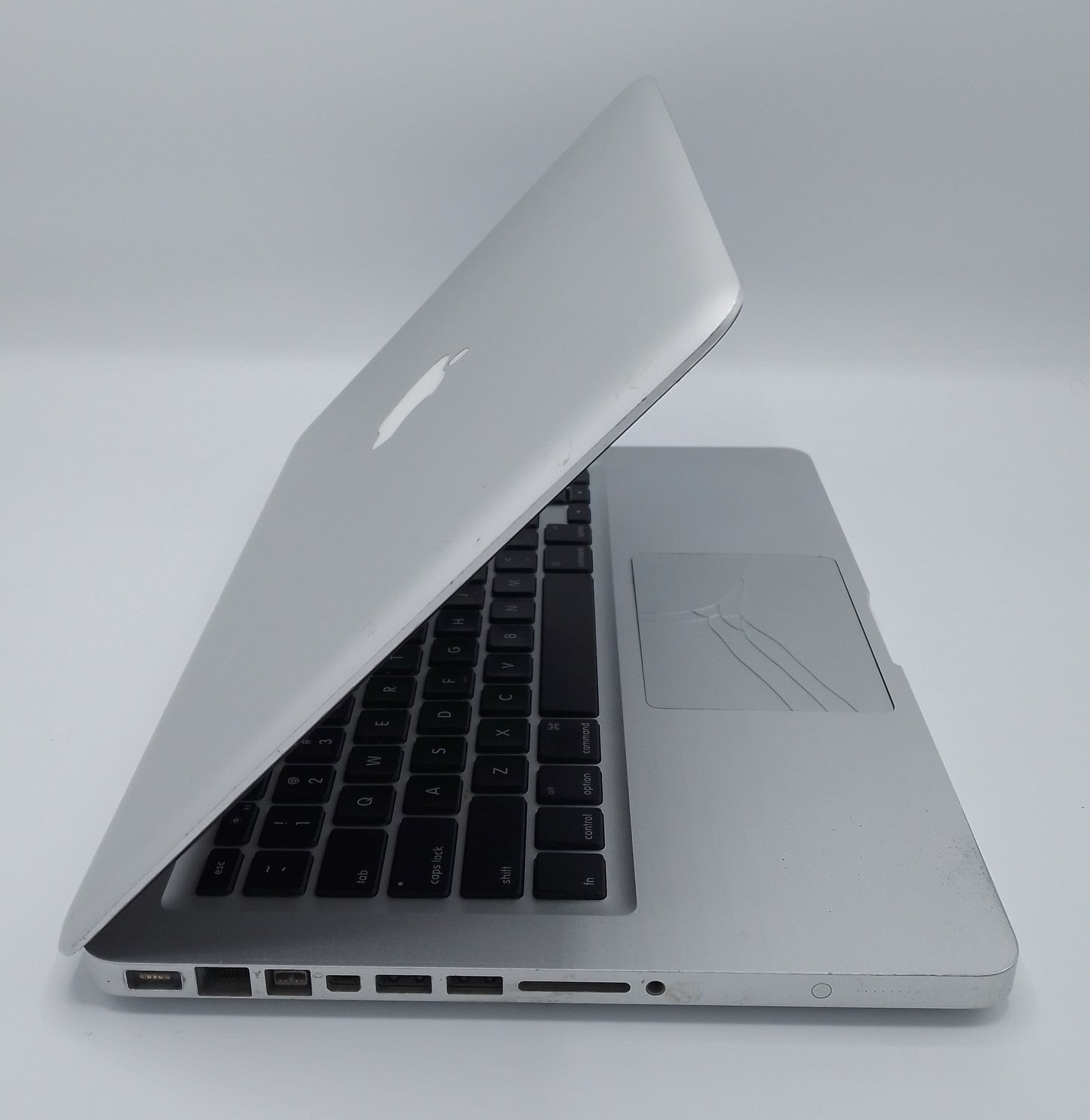 MacBook Pro Mid 2010 | 13 inches | Intel Core 2 Duo 2.66 GHz Processor | 4GB Ram | 1TB HDD | Silver | Used