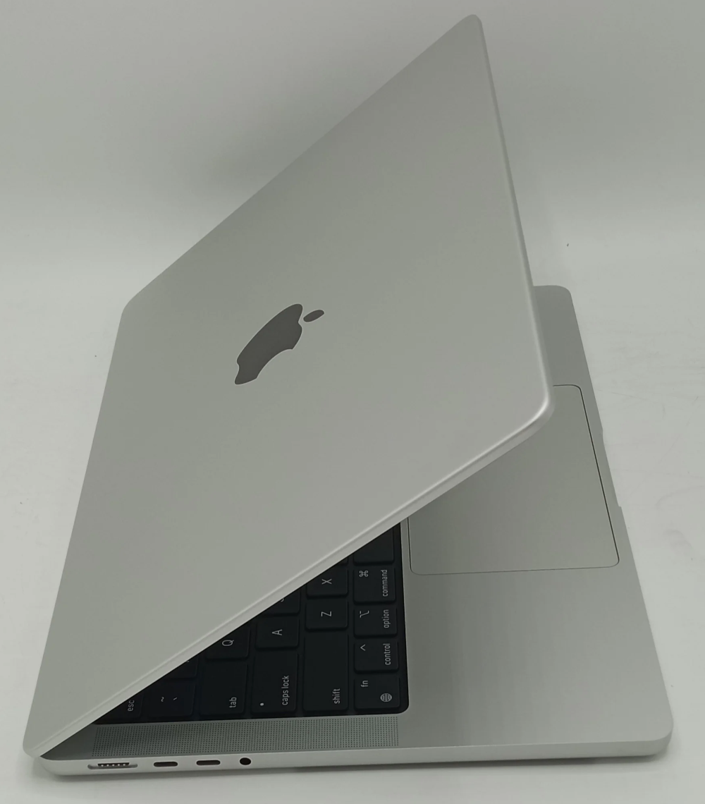 MacBook Pro 2021 | 14 Inches | Apple M1 Pro Chip | 16 GB Ram | 1 TB SSD | Silver | Like New (5 Cycles)